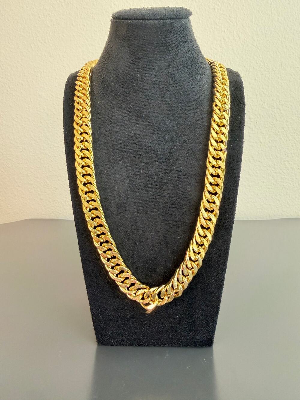 Vintage Gold Tone Miami Cuban Link Chain Heavy 32" Long Costume Curb Necklace